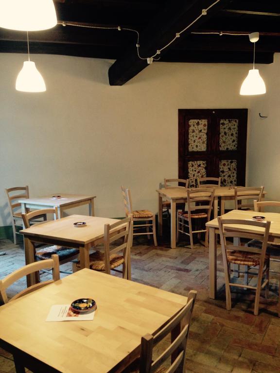 B&B Antica Biblioteca แฟร์โม ภายนอก รูปภาพ