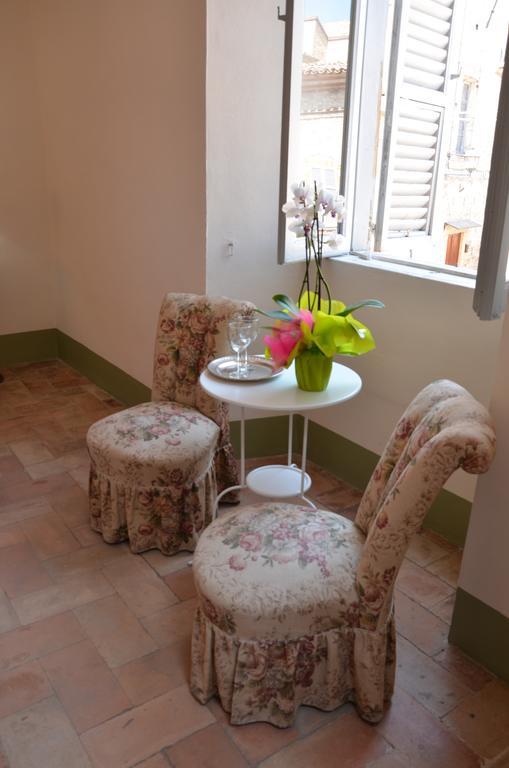 B&B Antica Biblioteca แฟร์โม ห้อง รูปภาพ